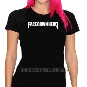 Camiseta feminina baby look Face Down Hero